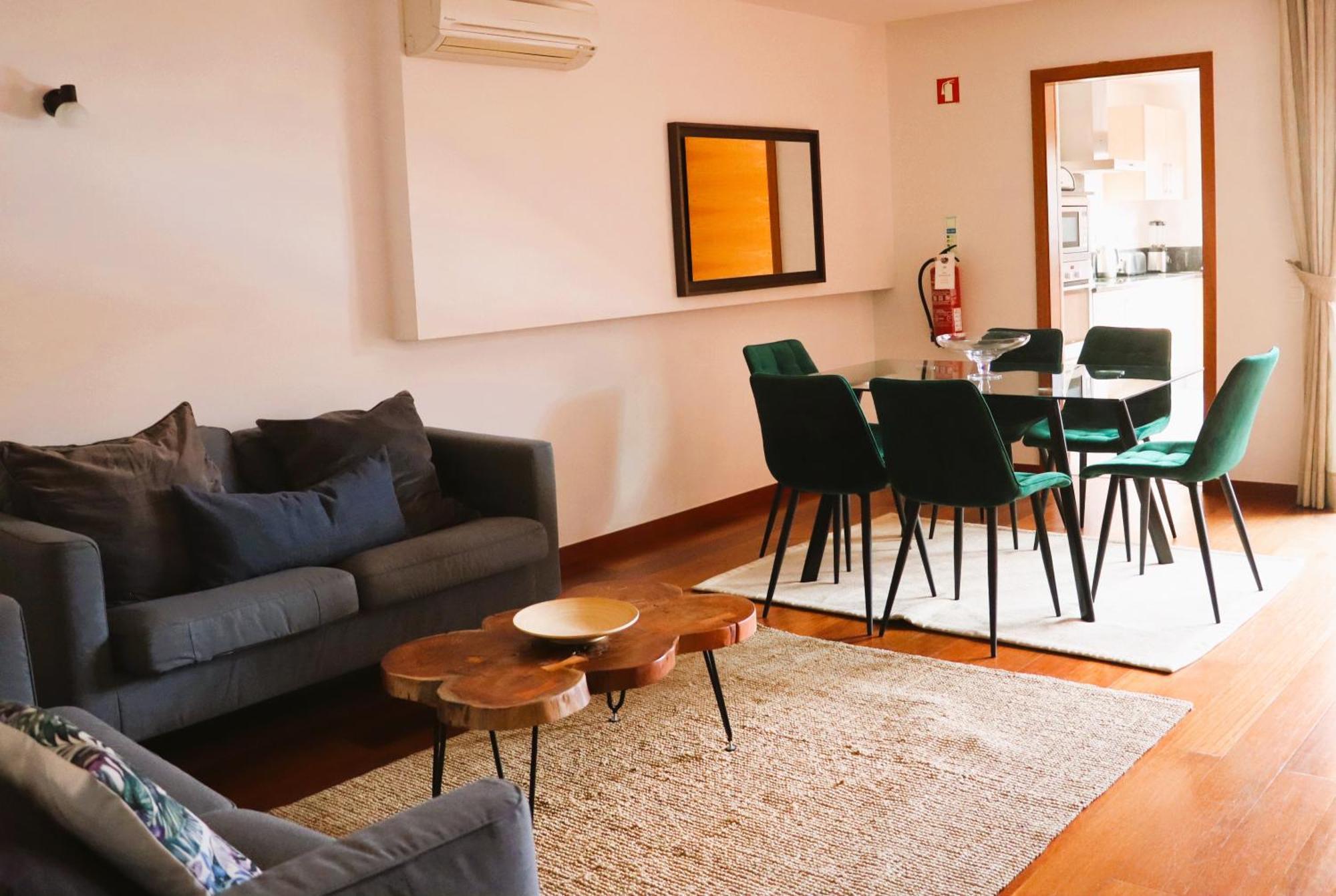 Luxury 3-Bedroom Apartment At High-End Luz المظهر الخارجي الصورة